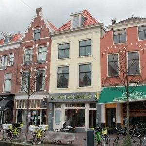 Woning aan de Binnenwatersloot te Delft