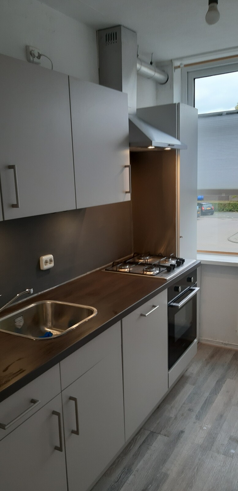 Woning aan de Bloemenoordplein te Waalwijk - Afbeelding 2