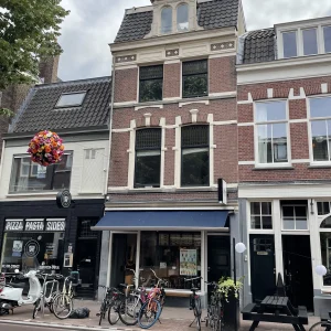 Woning aan de Burgemeester Reigerstraat te Utrecht