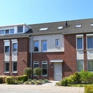 Woning aan de Heuvelrijt te Waalre