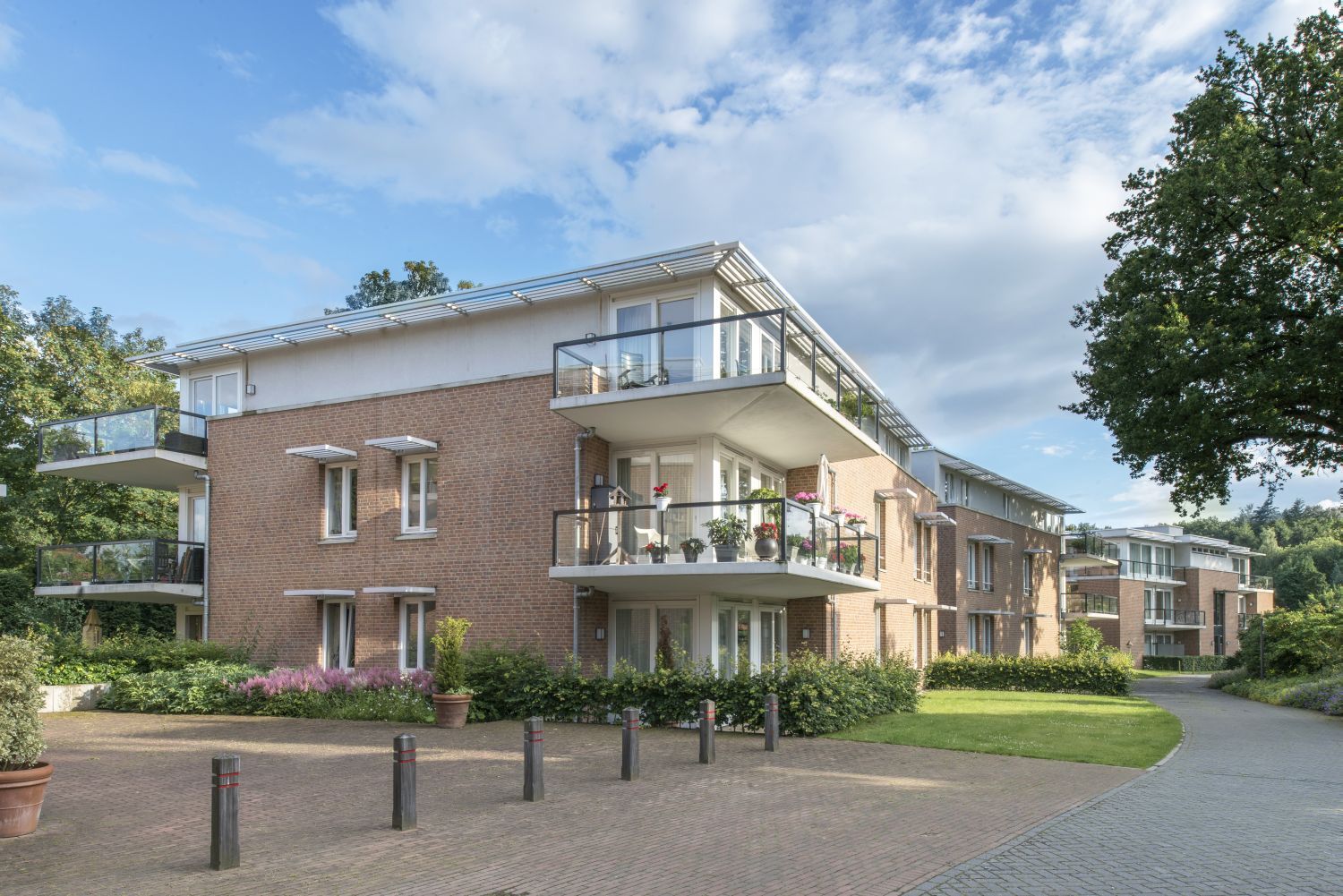Woning aan de Naarderstraat te Laren