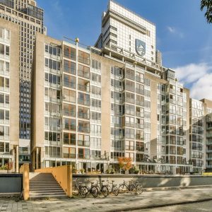 Woning aan de Omval te Amsterdam