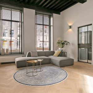 Woning aan de Oudezijds Achterburgwal te Amsterdam