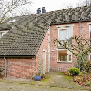 Woning aan de Plein Vogelzang te Bilthoven