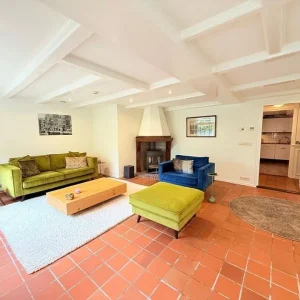 Woning aan de Spaarndammerdijk te Amsterdam