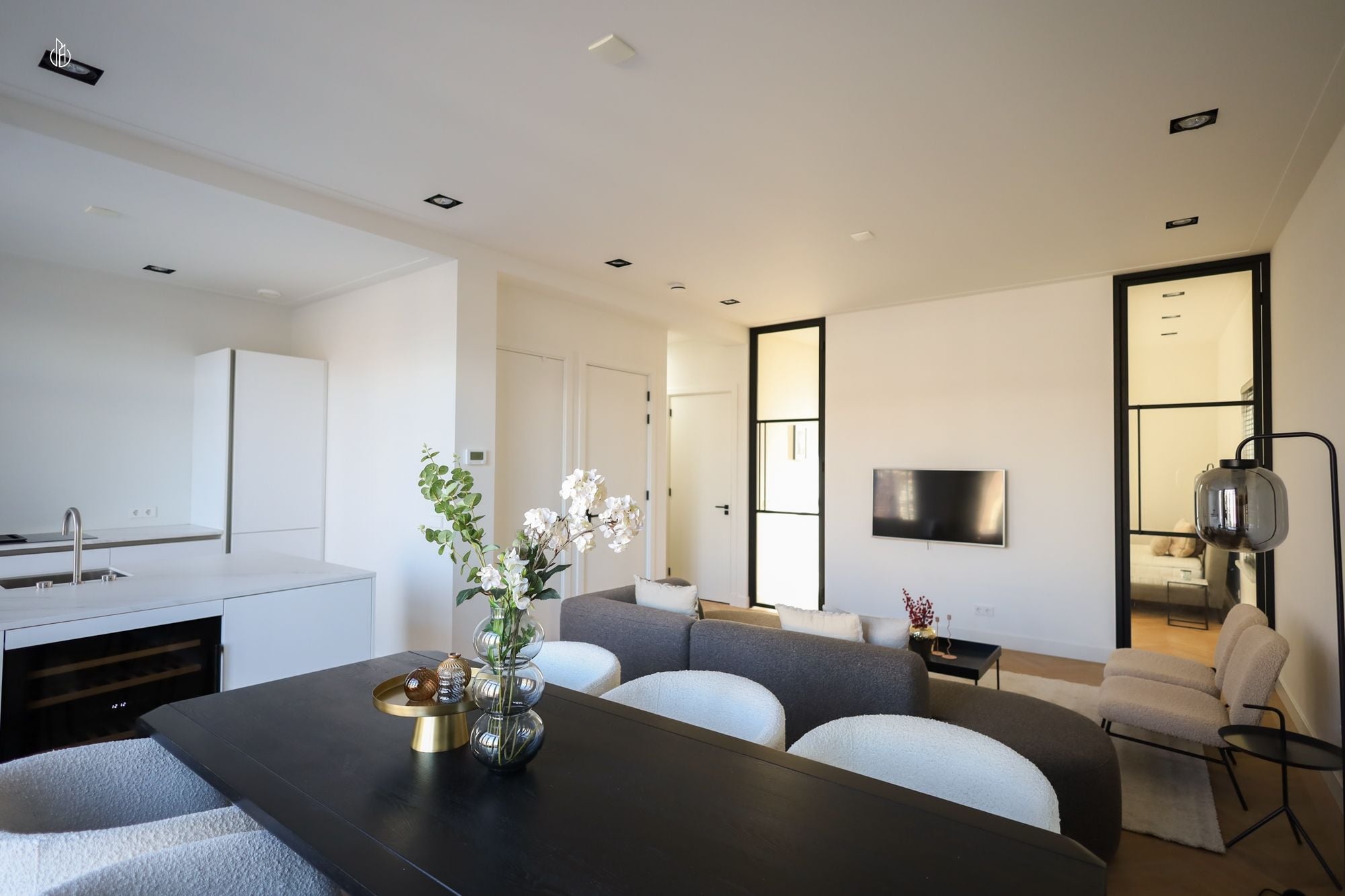 Woning aan de Van Eeghenstraat te Amsterdam