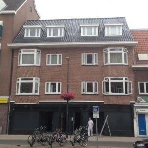 Woning aan de Amsterdamsestraatweg te Utrecht