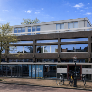 Woning aan de Doezastraat te Leiden