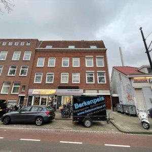 Woning aan de Dordtsestraatweg te Rotterdam