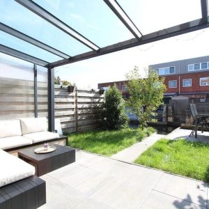 Woning aan de Joke Smitstraat te Amsterdam