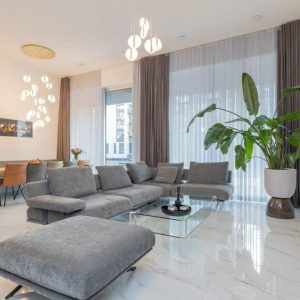 Woning aan de Leen Jongewaardkade te Amsterdam