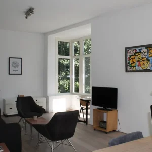 Woning aan de Van Woustraat te Amsterdam