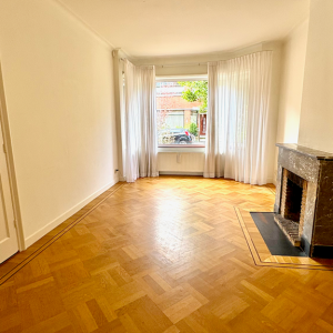 Woning aan de Van der Aastraat te Den Haag