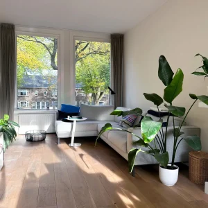 Woning aan de Burgemeester van Tuyllkade te Utrecht