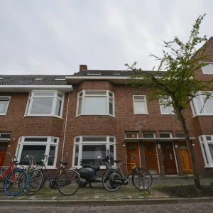 Woning aan de C.H. Petersstraat te Groningen