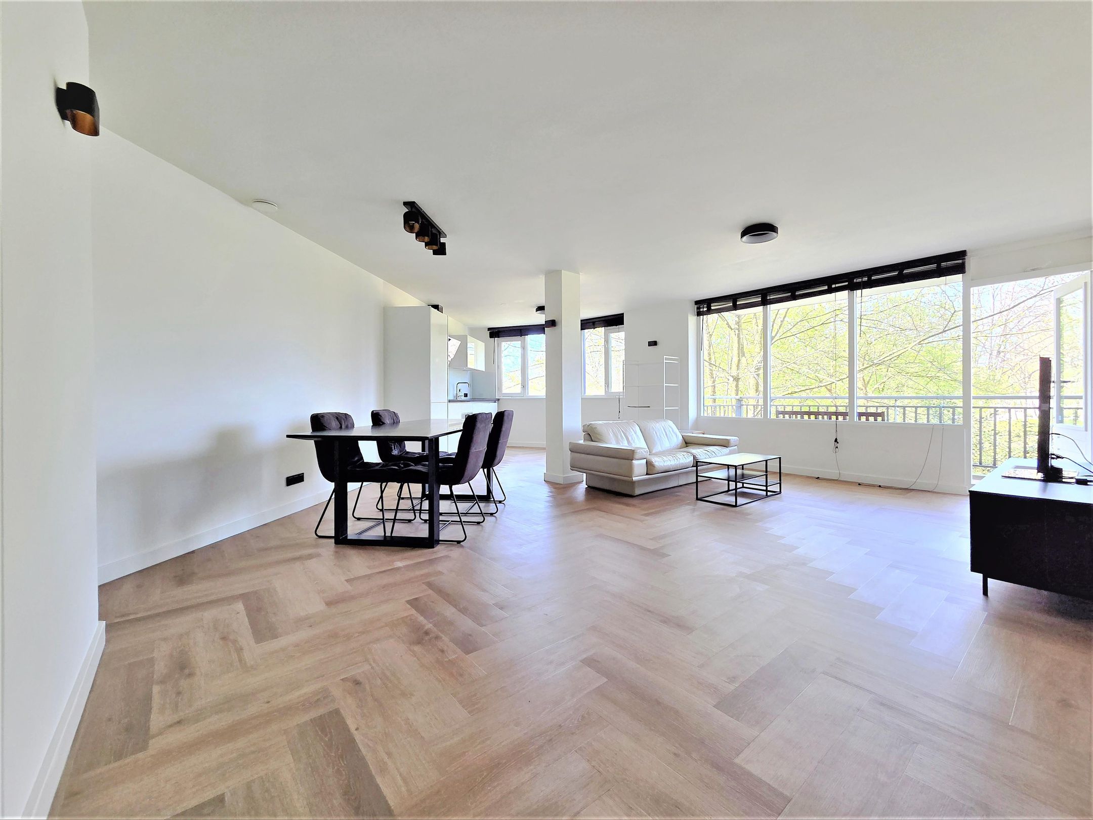 Woning aan de Catharina Boudewijnshof te Amsterdam