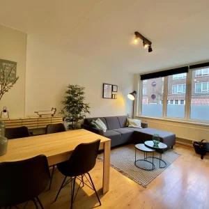 Woning aan de Frits Ruysstraat te Rotterdam