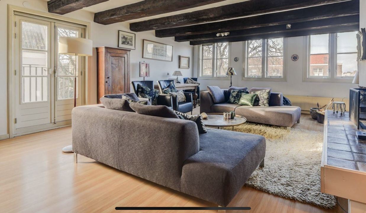 Woning aan de Leidsegracht te Amsterdam