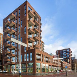 Woning aan de Maashavenweg te Rotterdam