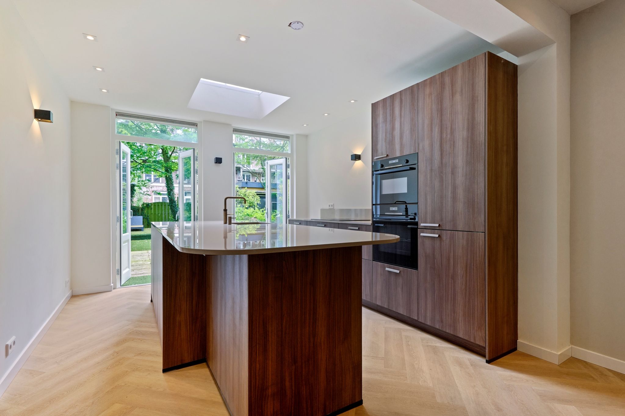 Woning aan de Nassaukade te Amsterdam