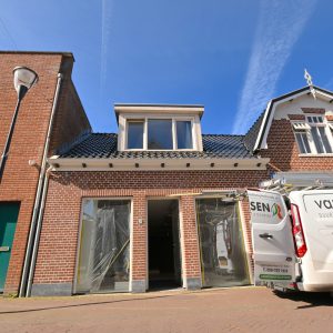 Woning aan de Tolberterstraat te Leek
