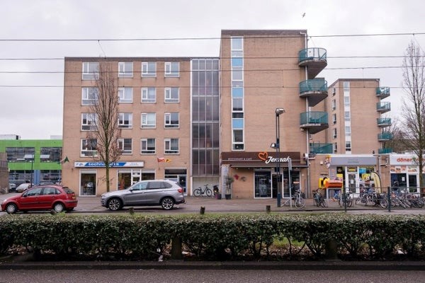 Woning aan de Tussen Meer te Amsterdam