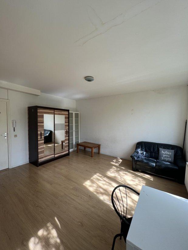 Woning aan de Vlaardingerdijk te Schiedam