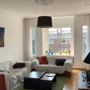 Woning aan de Vondelstraat te Den Haag