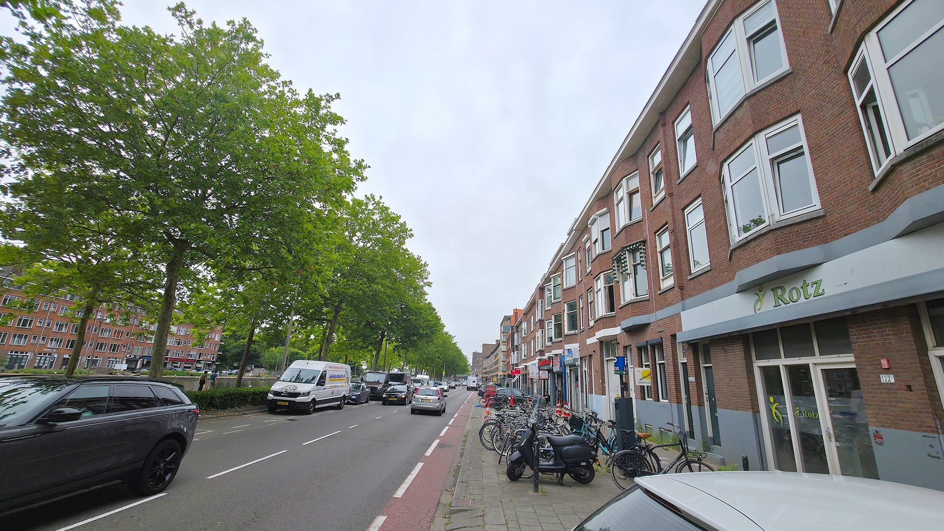 Woning aan de Aelbrechtskade te Rotterdam