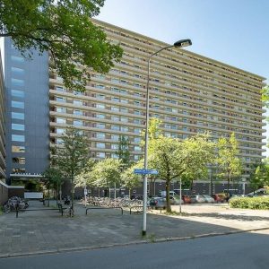 Woning aan de Arthur van Schendelplein te Delft