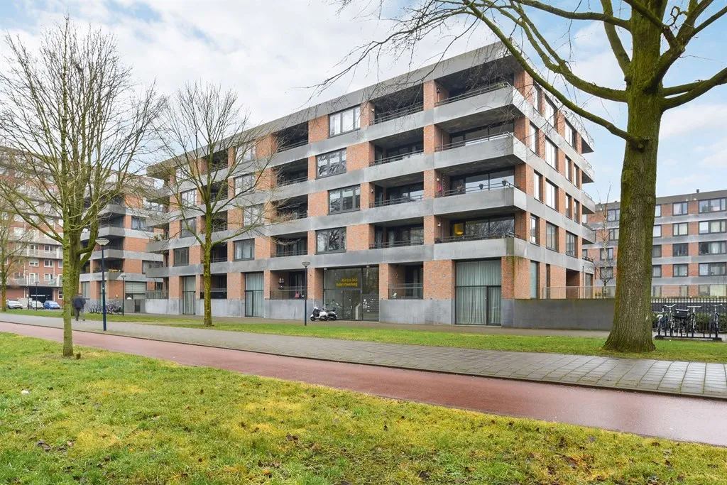 Woning aan de Baden Powellweg te Amsterdam