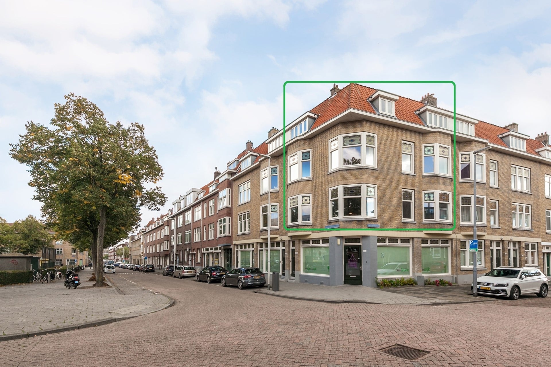 Woning aan de Bas Jungeriusstraat te Rotterdam