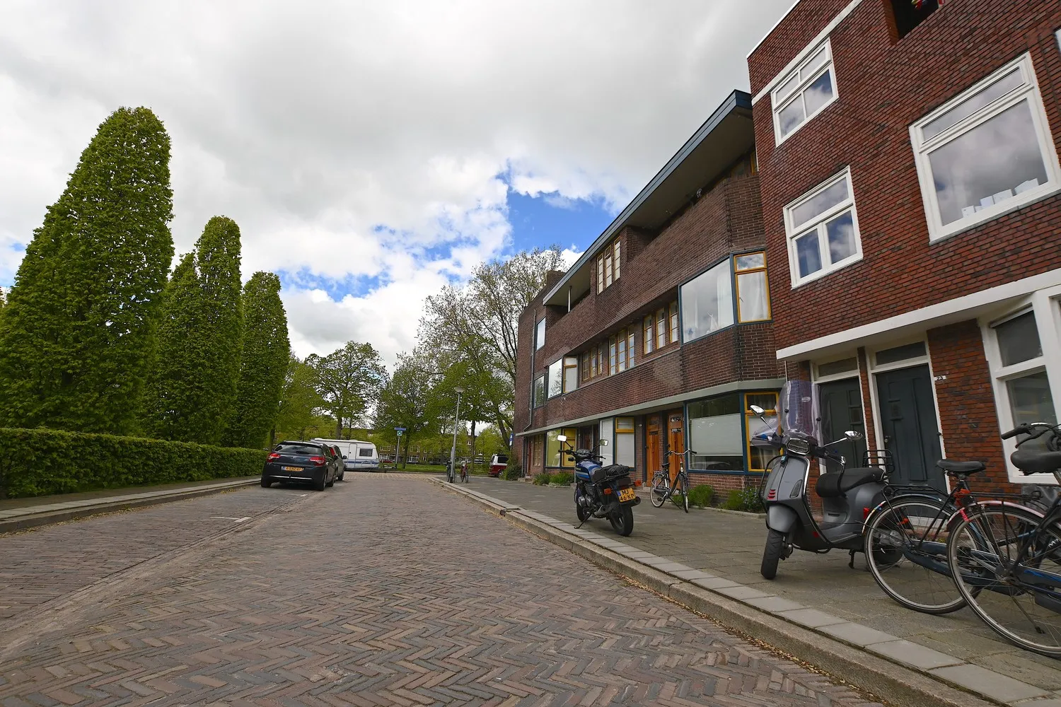 Woning aan de Bernoulliplein te Groningen