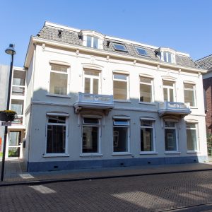 Woning aan de Burgemeester van Nispenstraat te Doetinchem