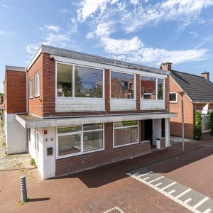 Woning aan de Engelstilstraat te Winschoten