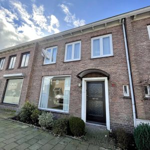 Woning aan de Esdoornlaan te Roosendaal