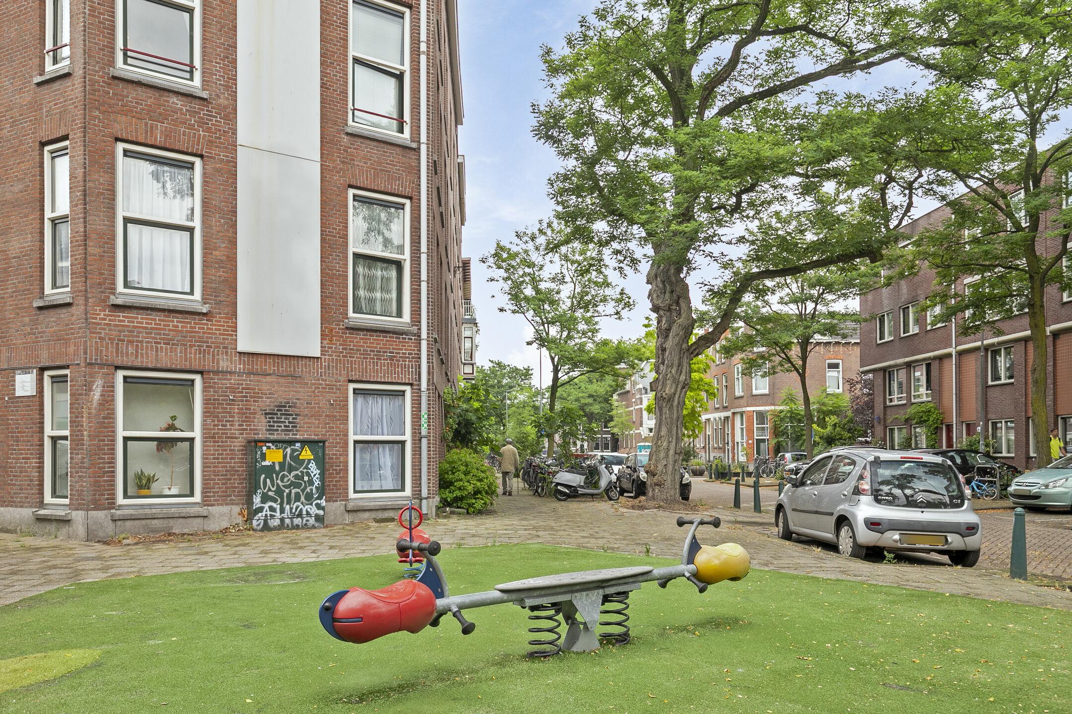 Woning aan de Gerrit Jan Mulderstraat te Rotterdam