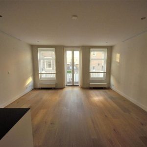 Woning aan de Govert Flinckstraat te Amsterdam