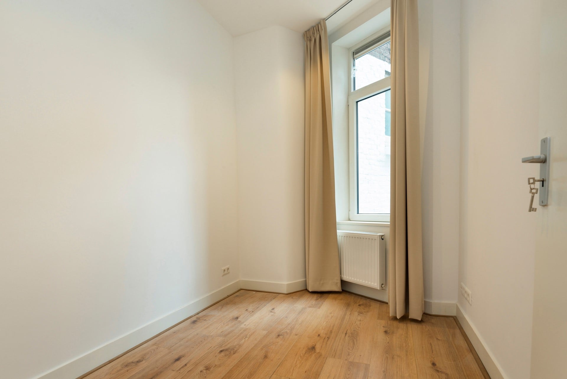 Woning aan de Groepstraat te Rotterdam