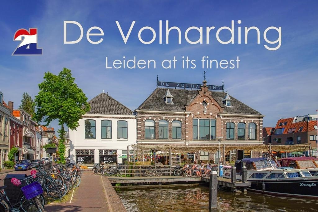 Woning aan de Haven te Leiden