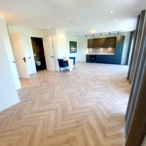 Woning aan de Hoofdweg te Hoofddorp