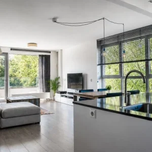 Woning aan de IJdoornlaan te Amsterdam