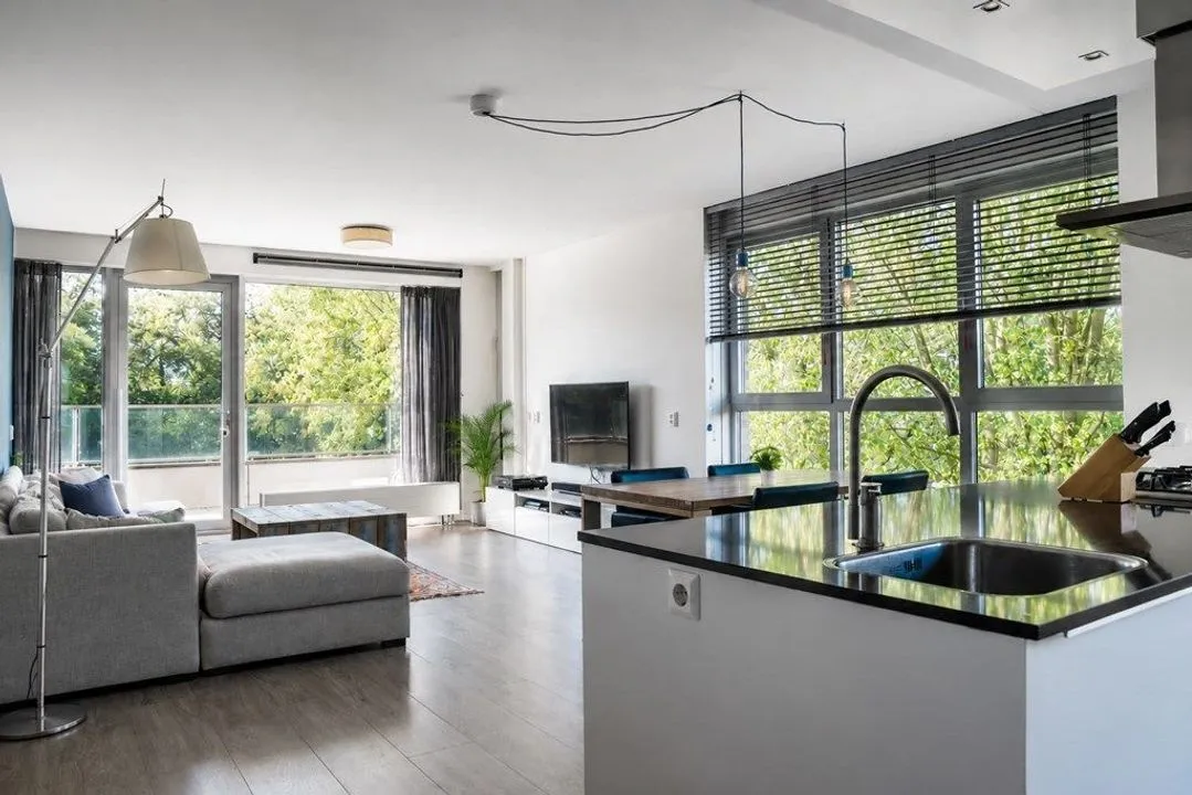 Woning aan de IJdoornlaan te Amsterdam