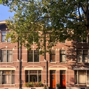Woning aan de Johan van Oldenbarneveltlaan te Utrecht