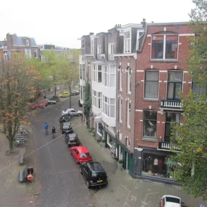 Woning aan de Johannes Verhulststraat te Amsterdam