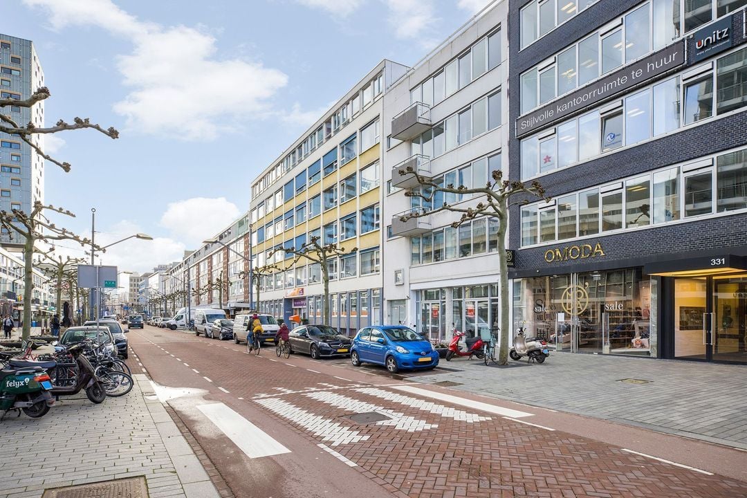 Woning aan de Karel Doormanstraat te Rotterdam