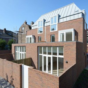 Woning aan de Kennemerstraat te Haarlem