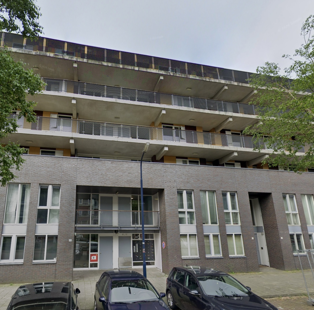 Woning aan de Klaas Katerstraat te Amsterdam