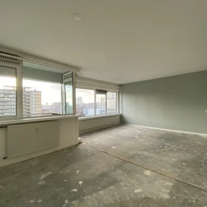 Woning aan de Kruiskade te Rotterdam