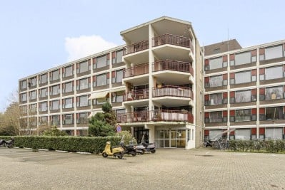 Woning aan de Lunaweg te Duivendrecht